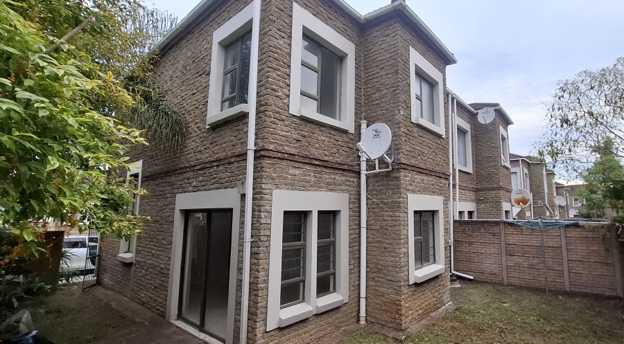 3 Bedroom Property for Sale in Abbotsford Eastern Cape